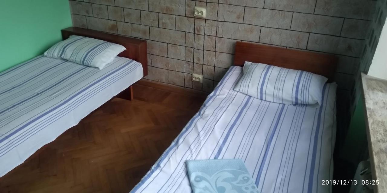 Уютная Комната 加格拉 外观 照片